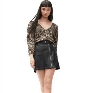 Astr tiger stripe puff sleeve sweater